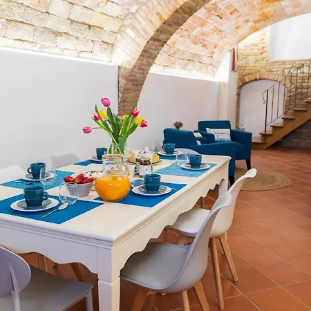 In Historic With Pool And Tennis * Bargni