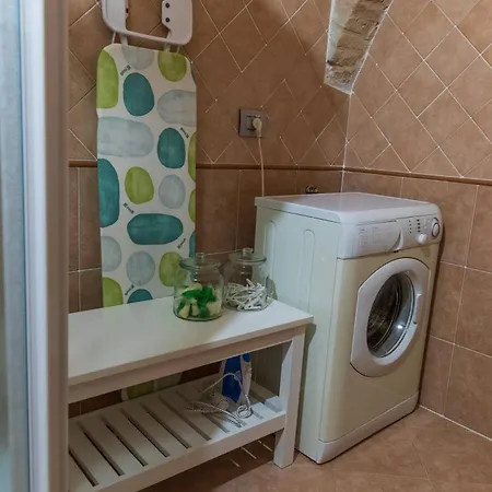 In Historic With Pool And Tennis Feriehus Bargni