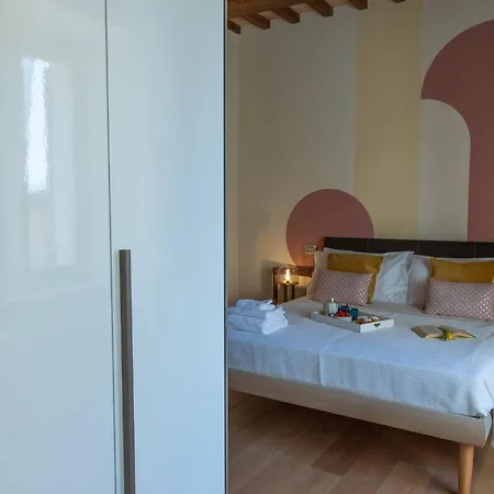 בית נופש In Historic With Pool And Tennis Bargni