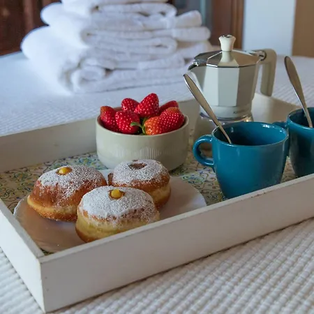 In Historic With Pool And Tennis Bargni