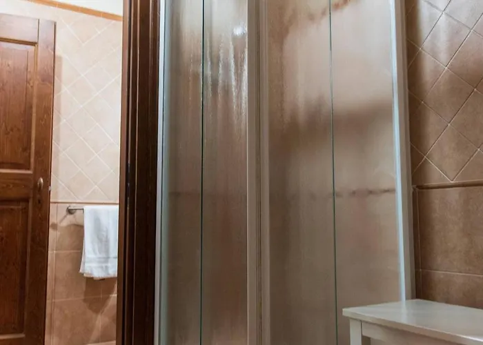 In Historic With Pool And Tennis Bargni