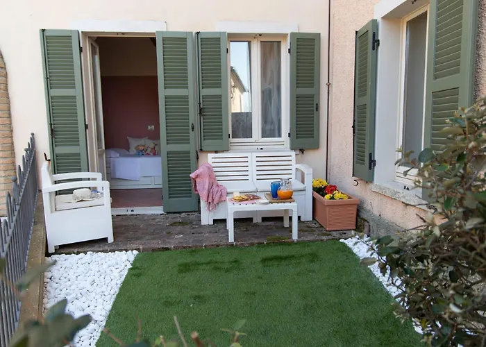 In Historic With Pool And Tennis Holiday home *