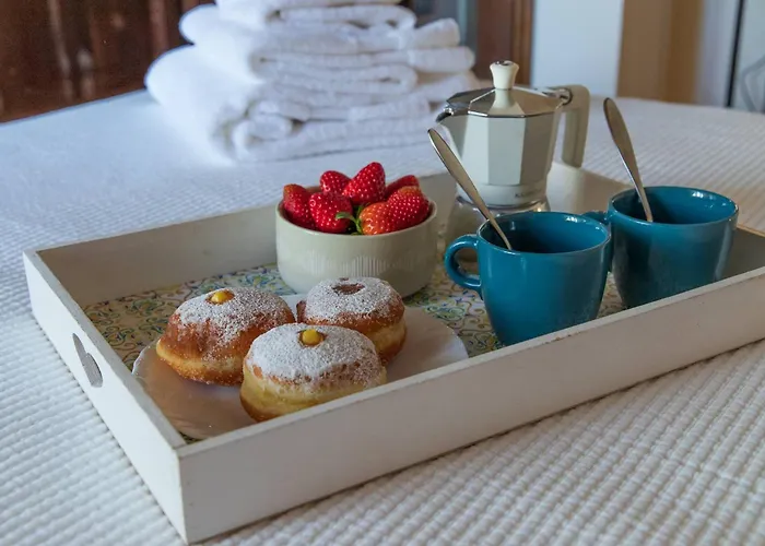 In Historic With Pool And Tennis Bargni