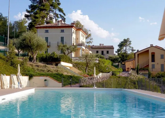 In Historic With Pool And Tennis